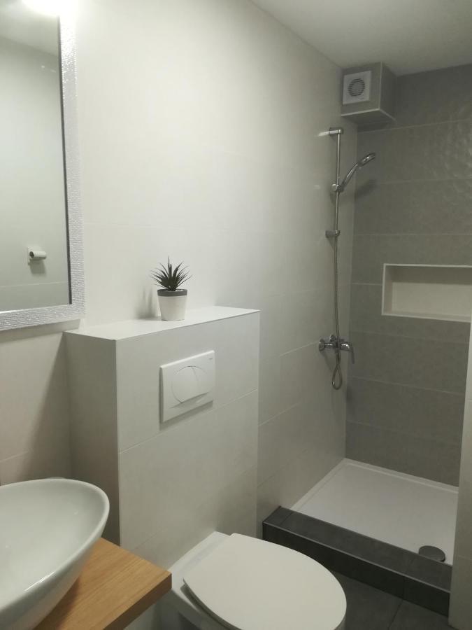 Apartmani Hermes 亚德里亚 外观 照片